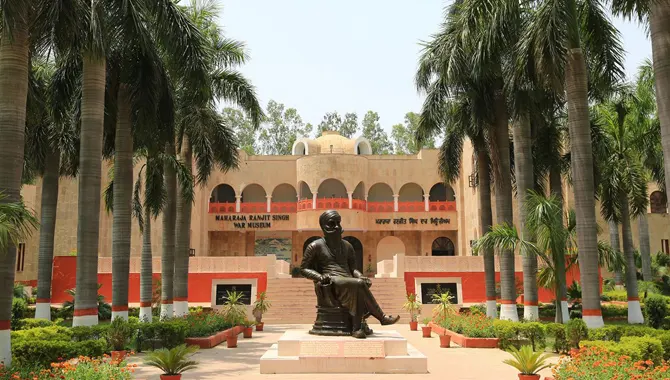 Maharaja Ranjit Singh War Museum