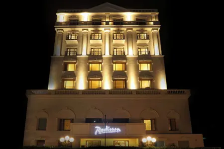 radison 4