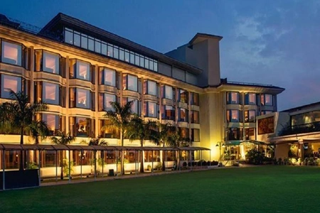 taj chandigarh