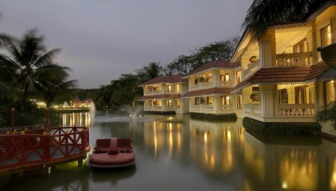 Mayfair Lagoon