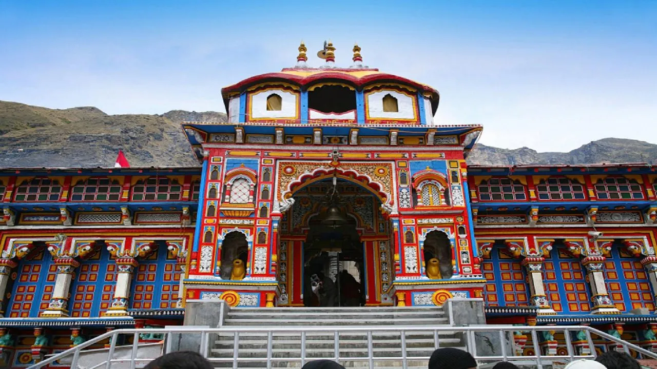Badrinath Dham - A Complete Travel Guide to Lord Vishnu's Sacred Abode in Chamoli, Uttarakhand